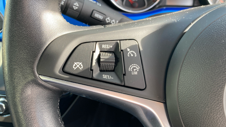 Vauxhall Adam 1.2i Energised 3dr Petrol Hatchback